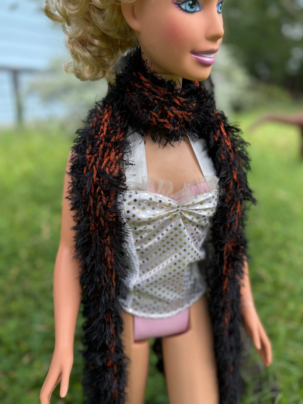 90s fuzzy scarf
